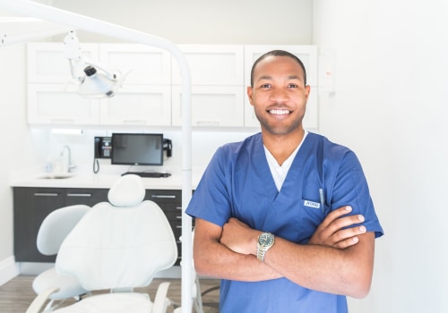 What is the Difference Between a Dental Hygienist and a Dentist in the UK?